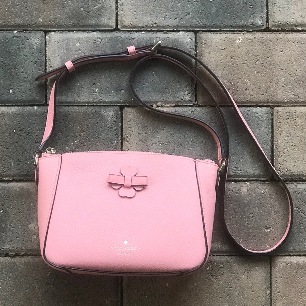 Kate Spade Purse - Picture 1 of 1